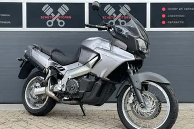 Aprilia ETV 1000 Caponord (2003) thumbnail 1
