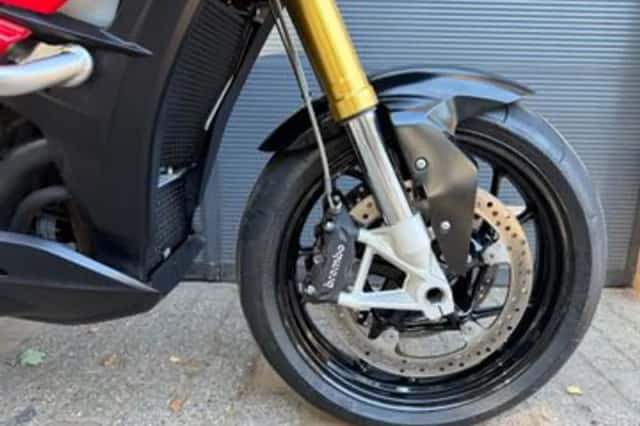 BMW S 1000 XR (2016) thumbnail 2