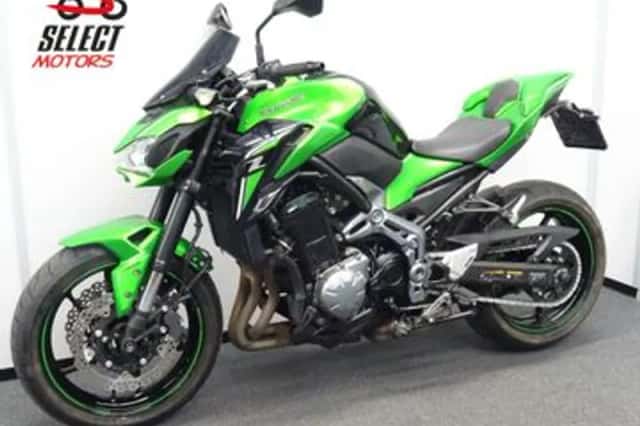 Kawasaki Z900 (2017) thumbnail 6