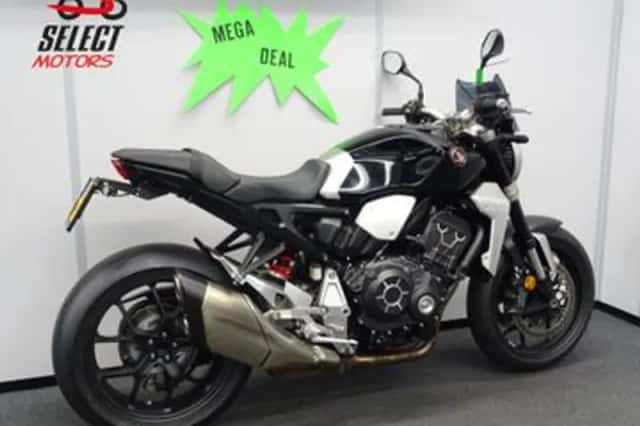 Honda CB1000R (2018) thumbnail 3