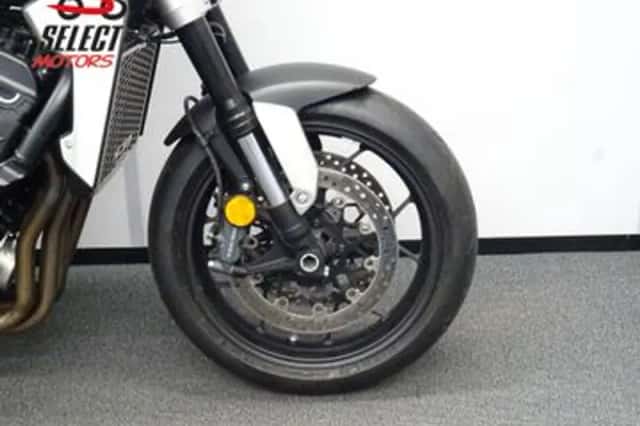 Honda CB1000R (2018) thumbnail 5