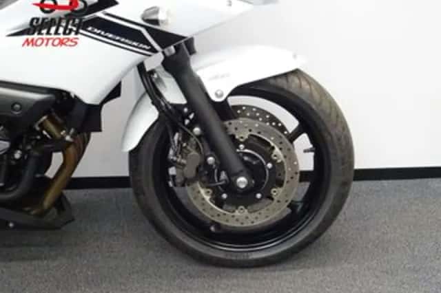 Yamaha XJ6 Diversion (2016) thumbnail 5