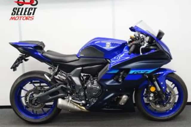 Yamaha YZF-R7 (2024) thumbnail 1