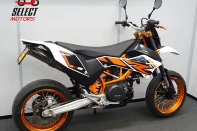 KTM 690 SMC R (2014) thumbnail 3