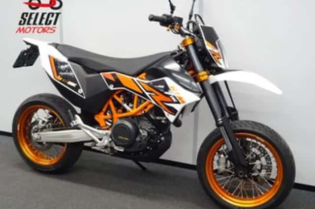 KTM 690 SMC R (2014) thumbnail 4