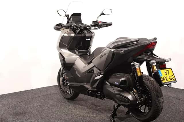 Honda Adv 350 (0) thumbnail 3