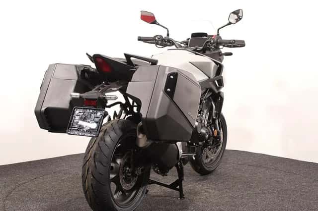 Honda CB 1000GT (2026) thumbnail 2