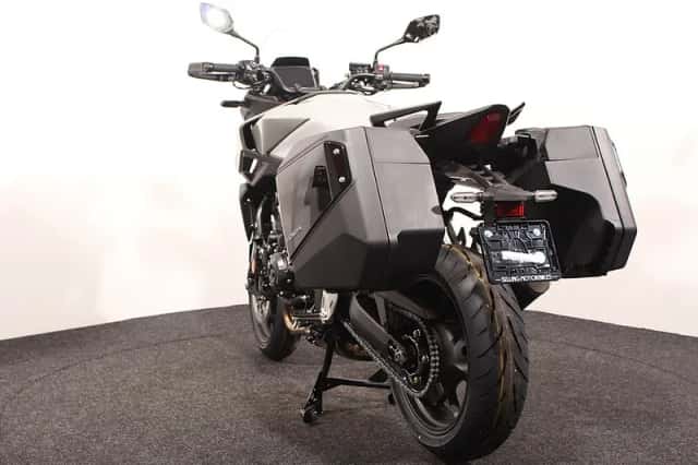 Honda CB 1000GT (2026) thumbnail 3