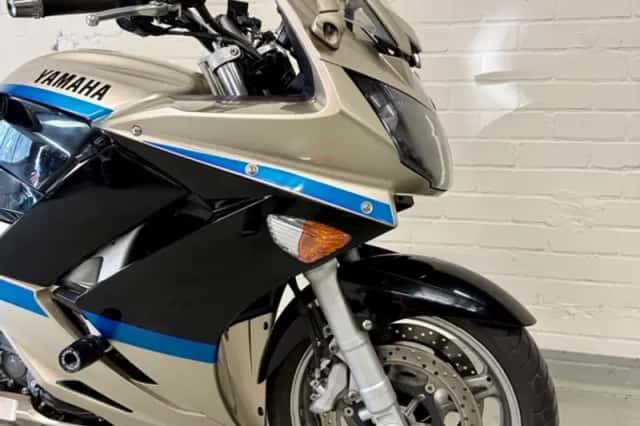 Yamaha FJR1300 (2011) thumbnail 3
