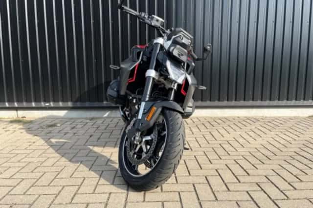 BMW R 1300 R (2026) thumbnail 3