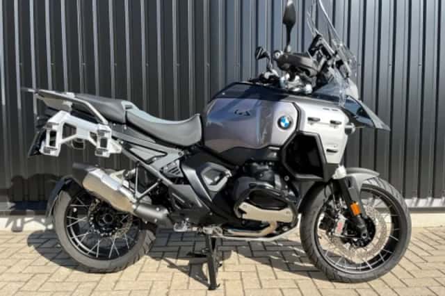 BMW R 1300 GS Adventure (2024) thumbnail 1