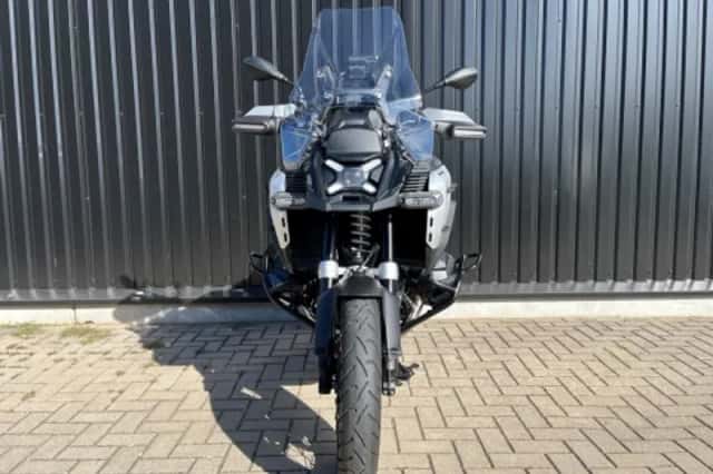 BMW R 1300 GS Adventure (2024) thumbnail 3