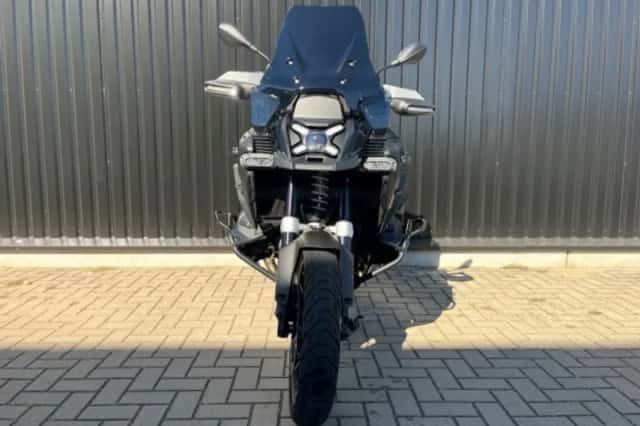BMW R 1300 GS Adventure (2025) thumbnail 3
