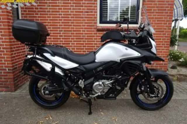 Suzuki V-Strom (2013) thumbnail 2