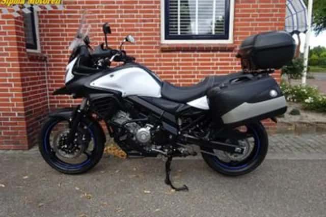Suzuki V-Strom (2013) thumbnail 3