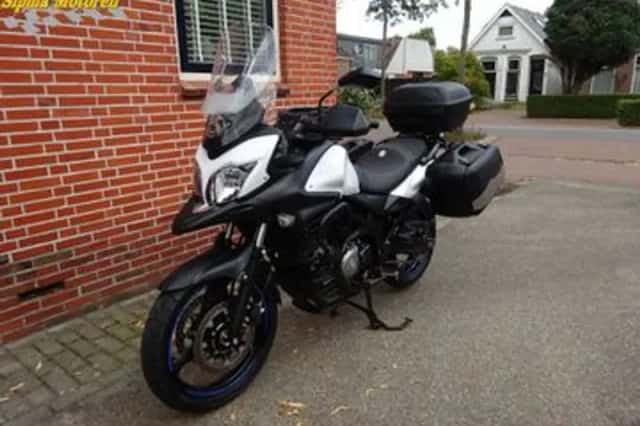 Suzuki V-Strom (2013) thumbnail 5