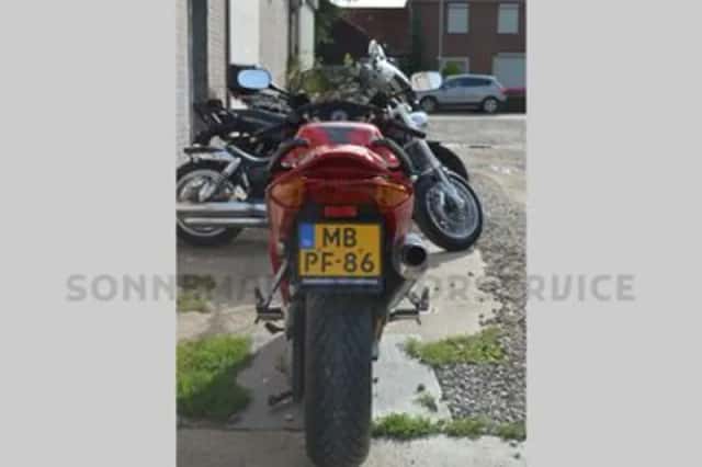 Honda VFR 800 FI (2000) thumbnail 6