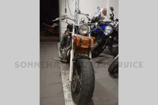 Suzuki VS 1400 Intruder (1988) thumbnail 3