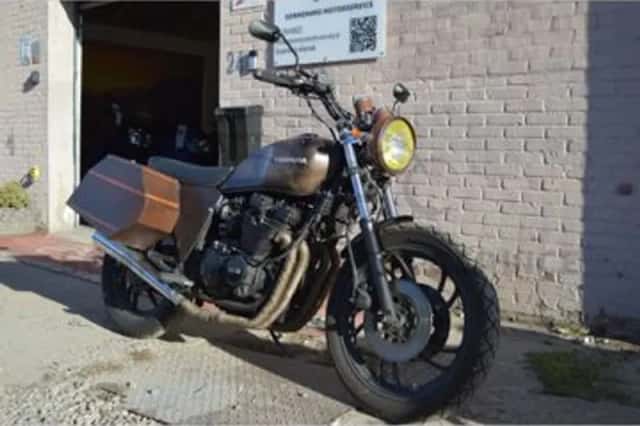 Yamaha XJ 550 (1981) thumbnail 2