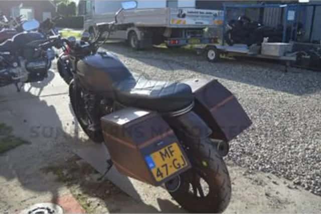 Yamaha XJ 550 (1981) thumbnail 5
