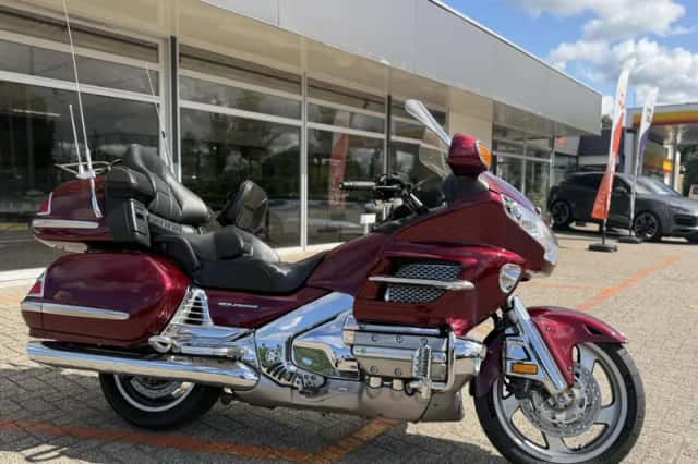 Honda GL 1800 Goldwing (2005) thumbnail 1