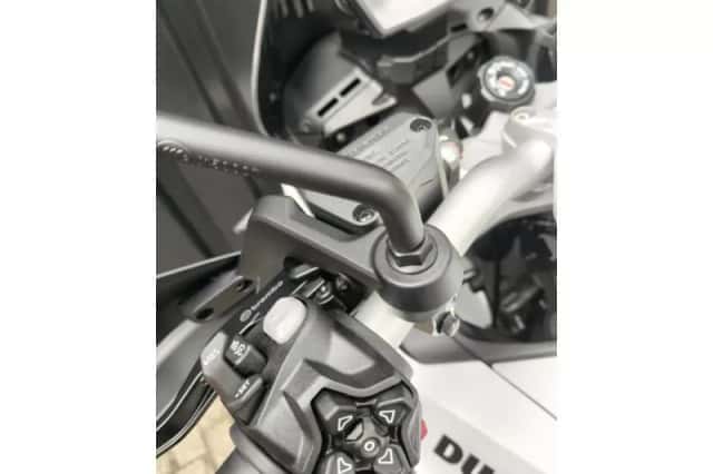 Ducati DesertX (2026) thumbnail 6