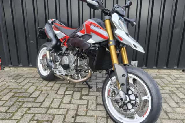 Ducati Hypermotard V2 SP (2026) thumbnail 2