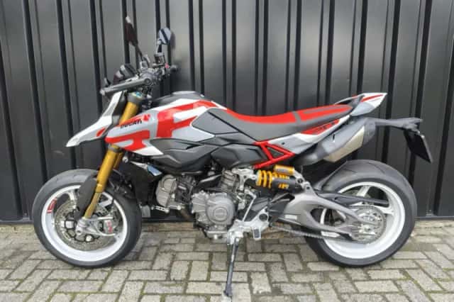Ducati Hypermotard V2 SP (2026) thumbnail 4