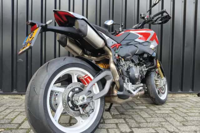 Ducati Hypermotard V2 SP (2026) thumbnail 5