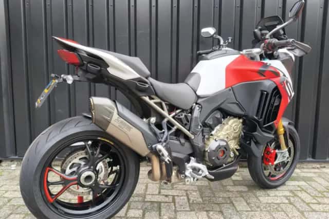Ducati Multistrada V4 RS (2024) thumbnail 5