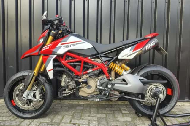 Ducati Hypermotard 950 SP (2025) thumbnail 3