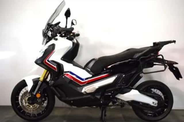 Honda X ADV (2017) thumbnail 3
