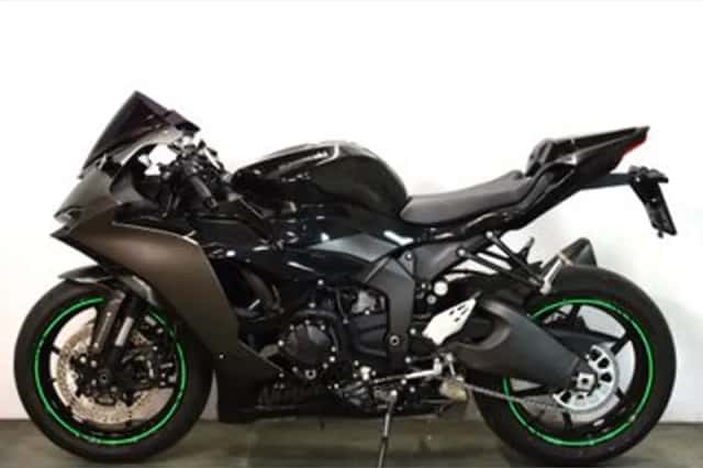 Kawasaki Ninja ZX-6R (2026) thumbnail 2
