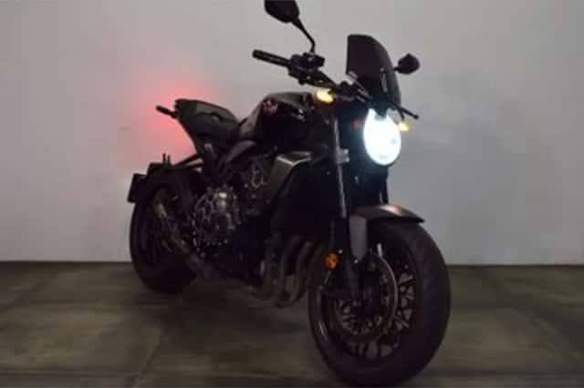Honda CB1000R (2021) thumbnail 6