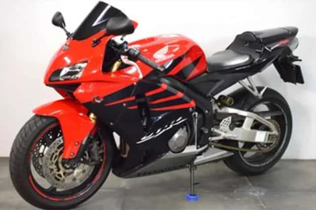 Honda CBR600RR (2006) thumbnail 1