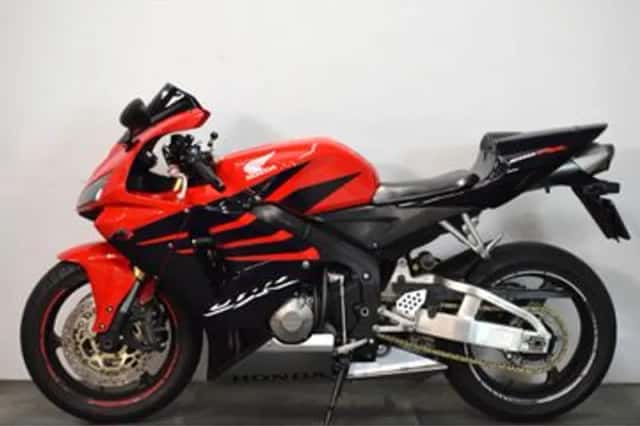 Honda CBR600RR (2006) thumbnail 2