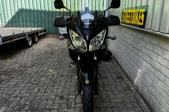 Suzuki DL650A (2011) thumbnail 6