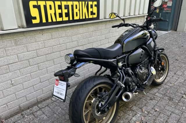 Yamaha XSR700 (2023) thumbnail 3