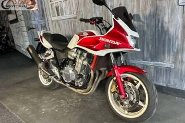 Honda CB1300SA (2006) thumbnail 3
