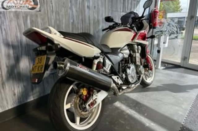 Honda CB1300SA (2006) thumbnail 5