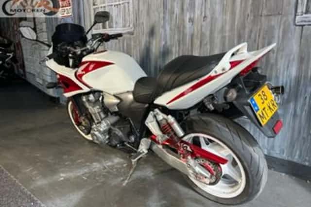 Honda CB1300SA (2006) thumbnail 6