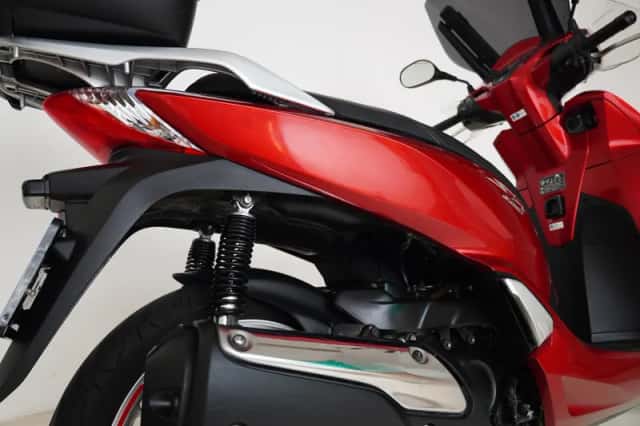 Honda SH 300i (2017) thumbnail 5