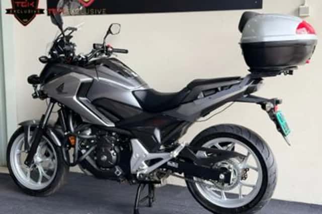 Honda NC750X (2017) thumbnail 4