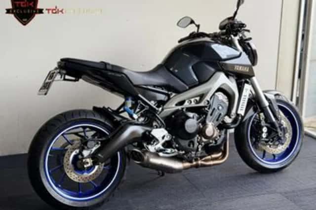 Yamaha MT-09 (2014) thumbnail 3