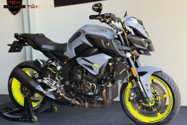 Yamaha MT-10 (2017) thumbnail 1