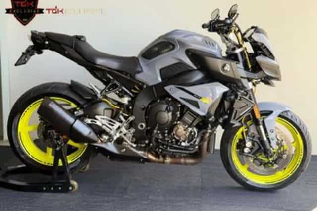Yamaha MT-10 (2017) thumbnail 2