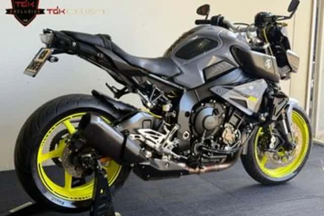 Yamaha MT-10 (2017) thumbnail 3