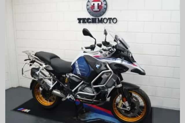 BMW R 1250 GS Adventure (2024) thumbnail 2