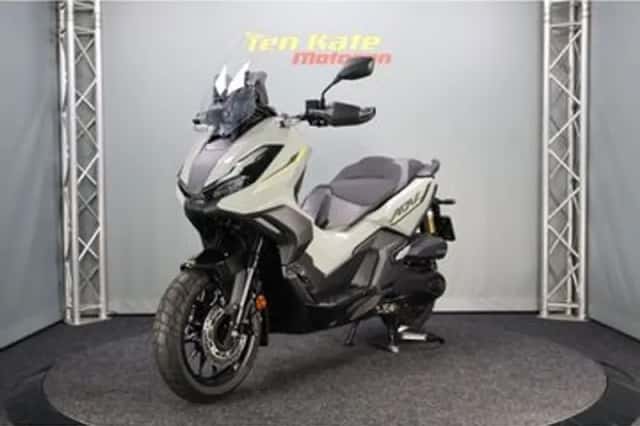 Honda Adv 350 (2026) thumbnail 4