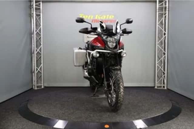 Honda VFR 1200 X Crosstourer (2016) thumbnail 3